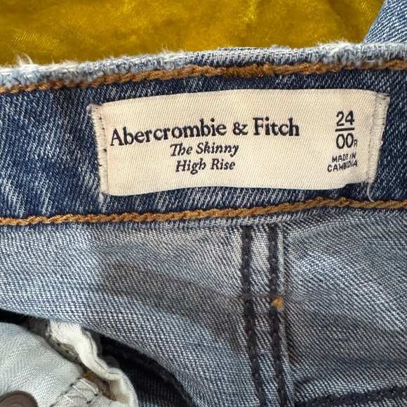 Abercrombie & Fitch The Skinny High Rise - Picture 7 of 7